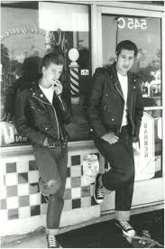 greaser hair for men 40 rebellische rockabilly frisuren haircutformen fris fris greaser rockabilly manner 50er jahre mode manner 50er jahre mode herren