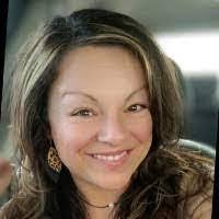 Kimberly Winsett's Instagram, Twitter & Facebook