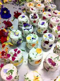 Maybe you would like to learn more about one of these? Hello Edible Flowers Such Beautiful Creations Edible Flowers Recipes Flower Food Food