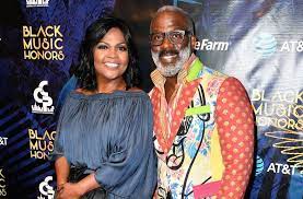Bebe and cece winans are the seventh and eighth of the winans family 's ten children, most of whom have had gospel music careers. The 3rd Annual Black Music Honors Pays Tribute To Bebe Cece Winans Airing Now In National Syndication Ugospel Com
