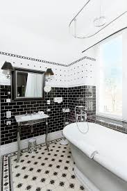 It's a classic 'colour' scheme that can add elegance and sophistication to almost any space, yet there are so many. 71 Cool Black And White Bathroom Design Ideas Digsdigs