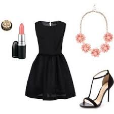 This Look Is Classy And Elegant Which Is Perfect For The Convention Awards Dinner Try Pairing Statement Plain Dress Outfit Plain Dress Cocktail Party Attire
