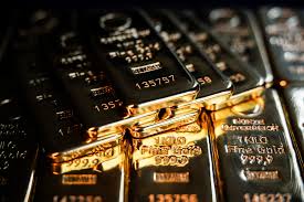 Gold Price Hits Record High Breaking ...