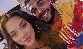 Is It Over For Love Island Couple Johnny Love Island Couples Love Island Love Island Contestants