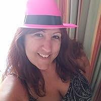 Louisa Keller's Instagram, Twitter & Facebook