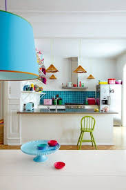 Une Maison Danoise Ou Couleurs Et Motifs Ont Quartier Libre Interieur De Manoir Interieur Maison Couleur Interieure