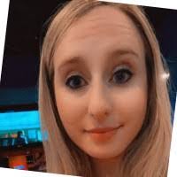 Amanda Rhine's Instagram, Twitter & Facebook