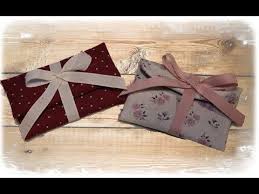 Tutorial bomboniera uncinetto sacchetto 1/1. Un Sacchetto Porta Confetti Che All Occorrenza Si Puo Trasformare In Un Portafazzoletti Facile Da Rea Sacchetti Per Bomboniere Bomboniere Bomboniere Fai Da Te