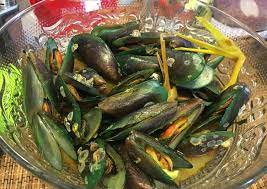 Kerang hijau kuah kuning adalah salah satu sajian makanan seafood yang pantas anda coba. Cara Memasak Kerang Hijau Kuah Kuning Praktis