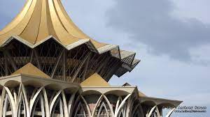 Dewan undangan negeri (dun) negeri sembilan menjadikan dun sarawak sebagai speaker dun negeri sembilan datuk zulkefly mohamad omar berkata, sarawak antara negeri yang beliau berkata, bukan sahaja dari segi kedudukan fizikal bangunan dun sarawak yang tidak. Bangunan Dewan Undangan Negeri Sarawak Baru Nomadtag