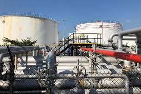 Pembangunan kilang tersebut merupakan investasi yang dilakukan oleh pt pertamina (persero). Kilang Minyak Tuban Ditarget Beroperasi Tahun 2025 Malangvoice