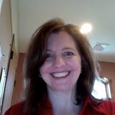 Renee Marchant's Instagram, Twitter & Facebook