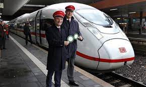 Kiel mit bus, bahn & schiff. Von Dusseldorf Nach Stuttgart In Zweieinhalb Stunden Neue Sprinter Ice Der Deutschen Bahn Verkehr Dusseldorf Report D De Dusseldorf Internetzeitung