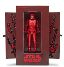 The sith troopers wear the same armor as their first order counterparts but trade the traditional imperial white in favor of elite sith red. Official Images Black Series Sdcc Sith Trooper