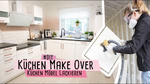 Wir, die firma settele, küche & wohnen, betreiben unsere möbelschreinerei und das küchenstudio seit 1998 in zaisertshofen bei mindelheim im schönen unterallgäu. Kuchen Make Over Kuchen Mobel Neuer Anstrich Mit Farbspruhsystem W 690 Flexio Pepup Delari Youtube