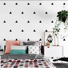 Wallpaper moden kelihatan kemas, cantik. Wallpaper Segitiga Kecil Shopee Indonesia