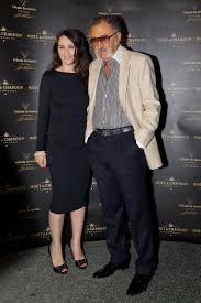 Stiri despre andreea marin in siteul www.sport.ro. Nadia Comaneci Ion Tiriac Si Andreea Marin Banica Printre Invitatii Care L Au Celebrat Pe Ilie Nastase La Petrecerea Moet Chandon Adpm