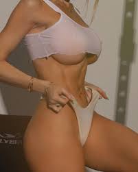 Amanda lee - pictures, memes and posts on JoyReactor