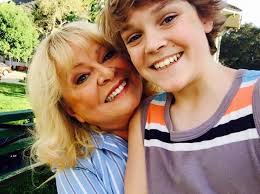 Sally Struthers (Babette) and Hunter Wenzel