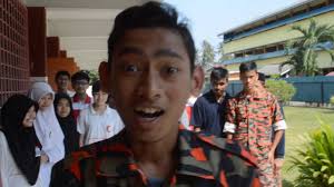 Sekolah ini terdiri daripada 3 buah bangunan 2 tingkat yang mengandungi 25 buah bilik darjah, makmal dan pejabat. Ucapan Hari Raya Smk Tunku Abdul Rahman Putra Youtube