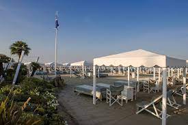 Scopri numero di telefono, indirizzo e orari. Gilda Forte Dei Marmi Gilda Beach Club Doubles Its Spaces