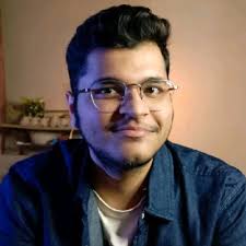 This thumbnail is an exact copy of the one I made for Daniel Priestley 👀  Same font. Same red stripe. Same whiteboard. Same composition. The  original? 176,000 views. The copy? 8,400 views.