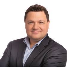 Kevin Embree's Instagram, Twitter & Facebook