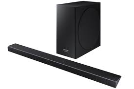 Samsung packed this soundbar with an impressive array of features and then focused on fidelity. Samsung Hw Q70r Soundbar Review This Easy To Install Soundbar Delivers Dolby Atmos And Dts X Techhive