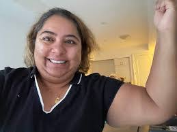 Melanie Sadler's Instagram, Twitter & Facebook