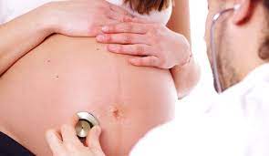 Ab wann kann ich anderen von der schwangerschaft erzählen? á… Risikoschwangerschaft Anzeichen Ursachen Fakten