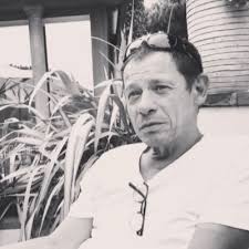 Après deux jours de formation au siège Messika Paris nous finissons cette  journée par une superbe visite immersive dans les deux magnifiques  boutiques Rue de la Paix et Saint Honoré.