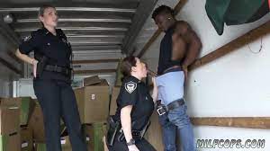 Sexy Police Woman Fucked Xxx Black Suspect Taken On A Raunchy Ride - EPORNER