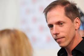 An image is worth a thousand worlds