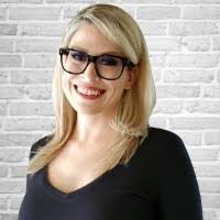 Lacie Hahn's Instagram, Twitter & Facebook