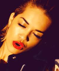 Rita ora rita ora GIF