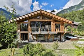 Exceptionnel Chalet Neuf Aux Prestations Haut De Gamme De 326 M Situe Au Coeur D Un Domaine Prive Sur Le Chalets En Bois Modernes Plan Chalet Chalet Moderne