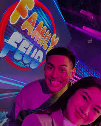 ESCOTO Family ready na sa @familyfeudph mamayang 5:45pm sa GMA Network ❤️  Mapapanood niyo ang mga magagandang sagot namin🤪 @mommyreng @russelescoto  and @ingrid.escoto