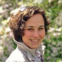 100+ perfiles de «Hester»