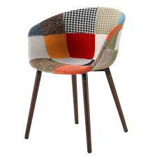 Nos chaises de bureau confortables sont des chaises conçues pour améliorer le confort de vos chaise de bureau confortable ronde ou carrée, tabouret de bar au design cool ou fauteuil. Chaise Dolly Patchwork Multicolore Decouvrez Les Chaises Dolly Patchwork Multicolores Design Rdv Deco