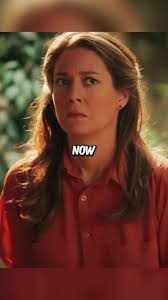 Mary Takes Everything Out of The House Seeing Sheldon Cooper