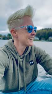 Send this to the person you wanna make smile for the rest of forever 🥰  #smilelikethat #acousticmusic #feelgoodmusic