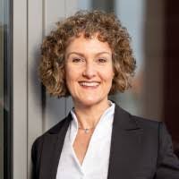 Doreen Barry's Instagram, Twitter & Facebook