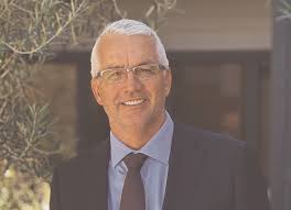 FINANCE/BANKING: MARK BOYER