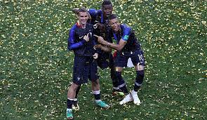 Kostenlos, ohne werbung und anmeldung. Kommentar Zum Wm Titel Fur Frankreich Die Anti Fussball Diskussion Ist Volliger Quatsch