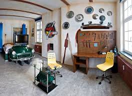 Car Workshop Theme For Bedroom With Green Car Bed Extraordinary Car Themed Bedroom Car Themed Bedrooms Car Themed Rooms Cars Room