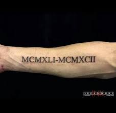 Pin Von Emir Ersoy Auf Dovme Fikirleri Romische Zahlen Tattoo Tattoo Ideen Tattoo Vorlagen