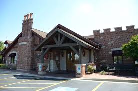 Browse by cuisine · mrbeast burger · louie angelo's · honeyberry cafe · dee's place south elgin · riverside pizza & pub · poke bros · lao & thai spicy noodle · village&. The Village Squire South Elgin 480 Randall Rd South Elgin Il 60177 Usa