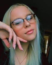 Hannah Dougherty's Instagram, Twitter & Facebook