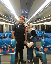 Yuk simak 5 tiket kereta api yang harus kamu ketahui, selain tiket ekonomi, bisnis, eksekutif masih penumpang pemegang tiket ekonomi sudah mendapat fasilitas yang cukup lengkap meski harga tiket yang murah. Info Jadwal Kereta Api Taksaka Terbaru Rute Harga Tiket