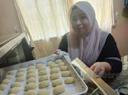 Minum petang apam susu gebu gebas ?? Syukur Biskut Raya Dapat Sambutan